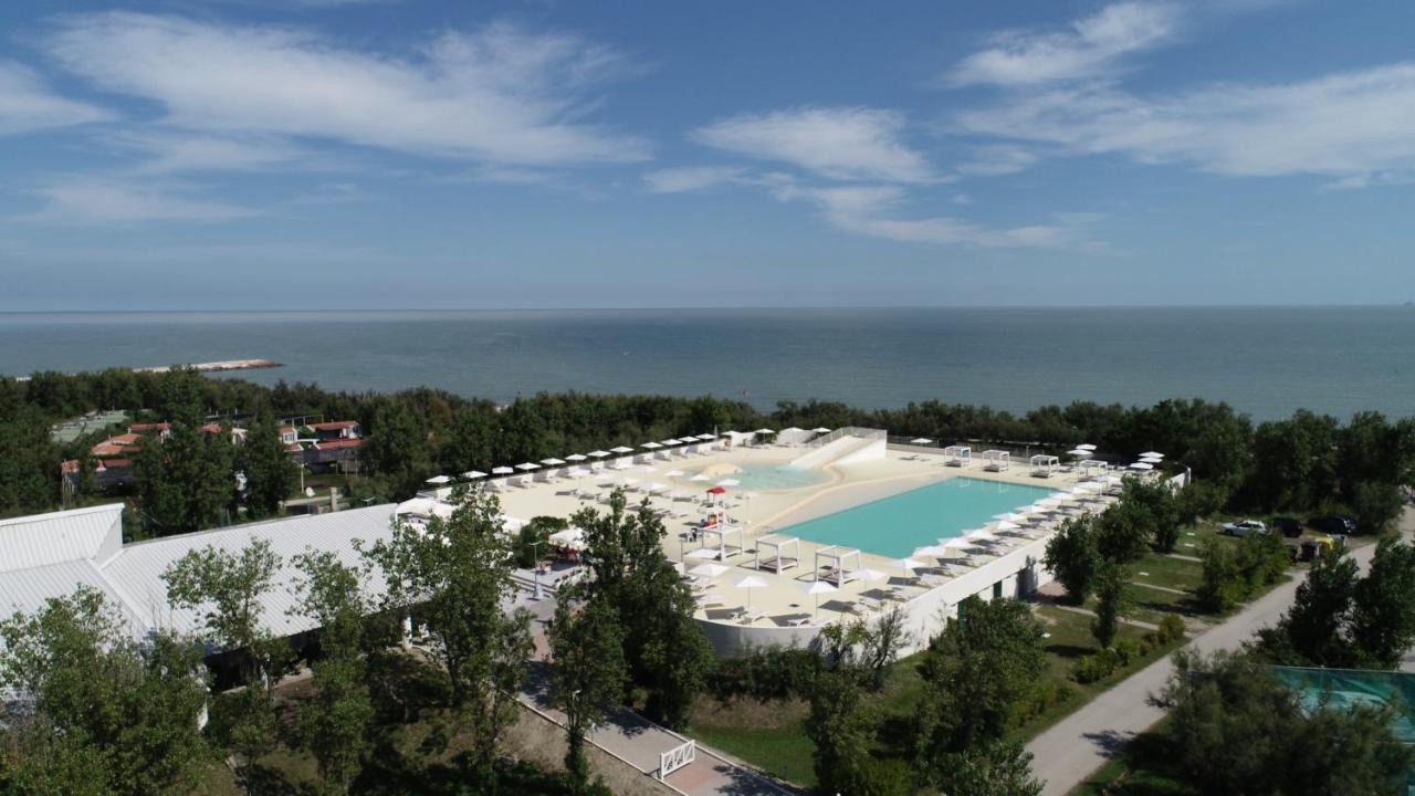 Happy Camp Mobile Homes In Camping Village Rosapineta Розолина-Маре Экстерьер фото